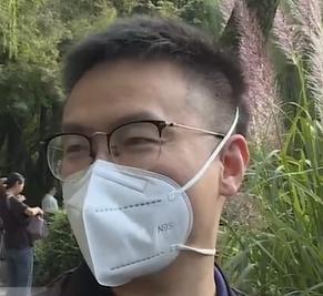 DƬ